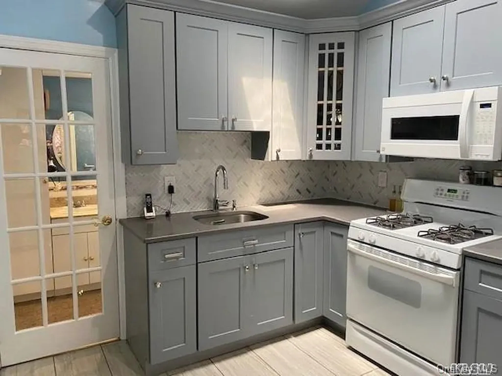 Central Islip NY 11722