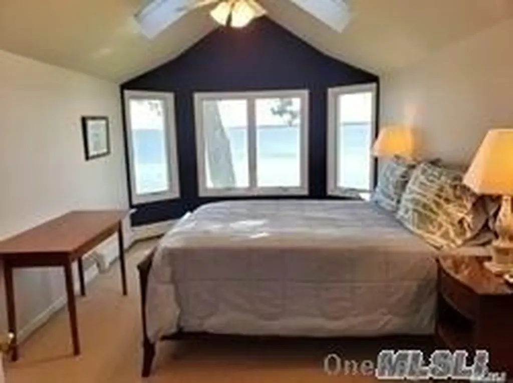15 Downs Boulevard Jamesport NY 11947