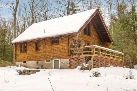 835 Ulster Heights Road Wawarsing NY 12489