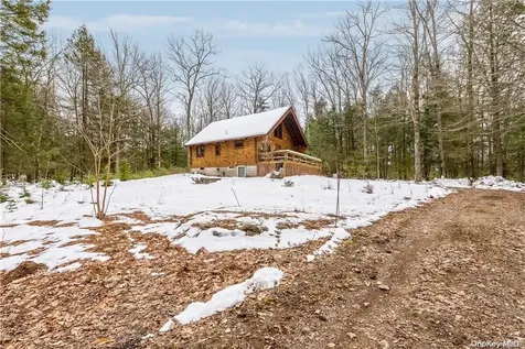 835 Ulster Heights Road Wawarsing NY 12489