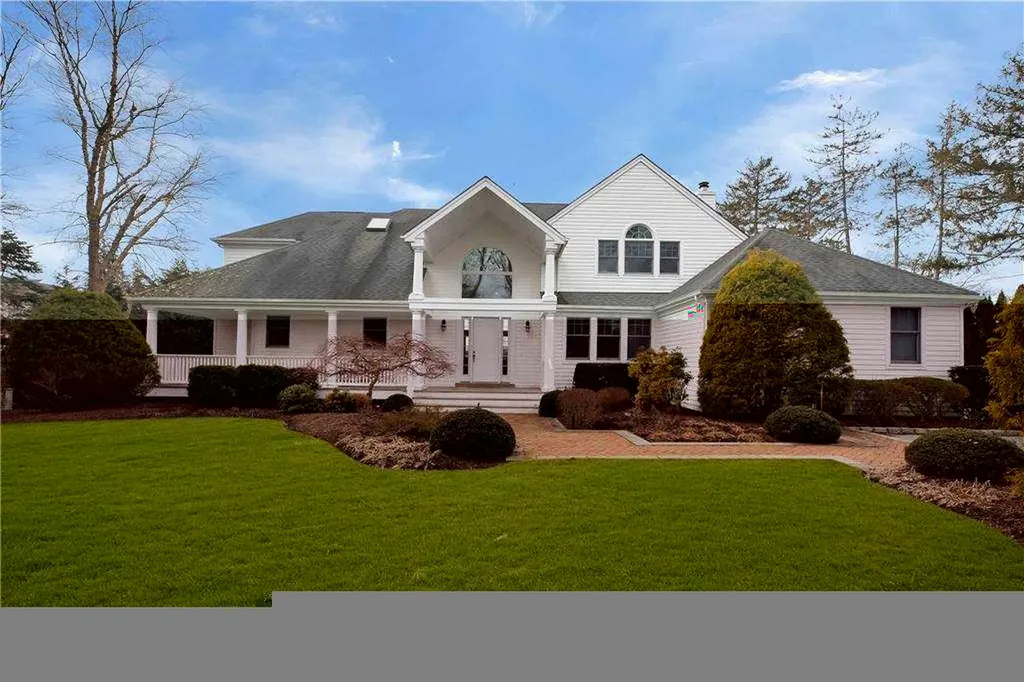 15 Linden Lane Westhampton Beach NY 11978