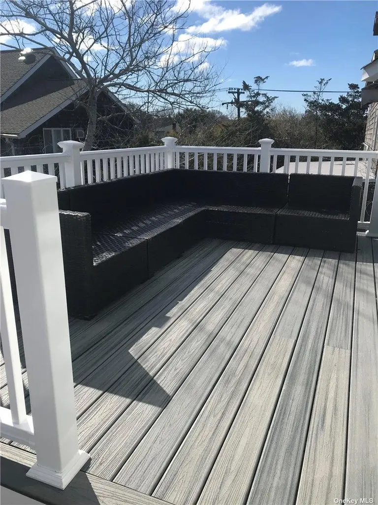 446 Dehnhoff Walk Ocean Beach NY 11770