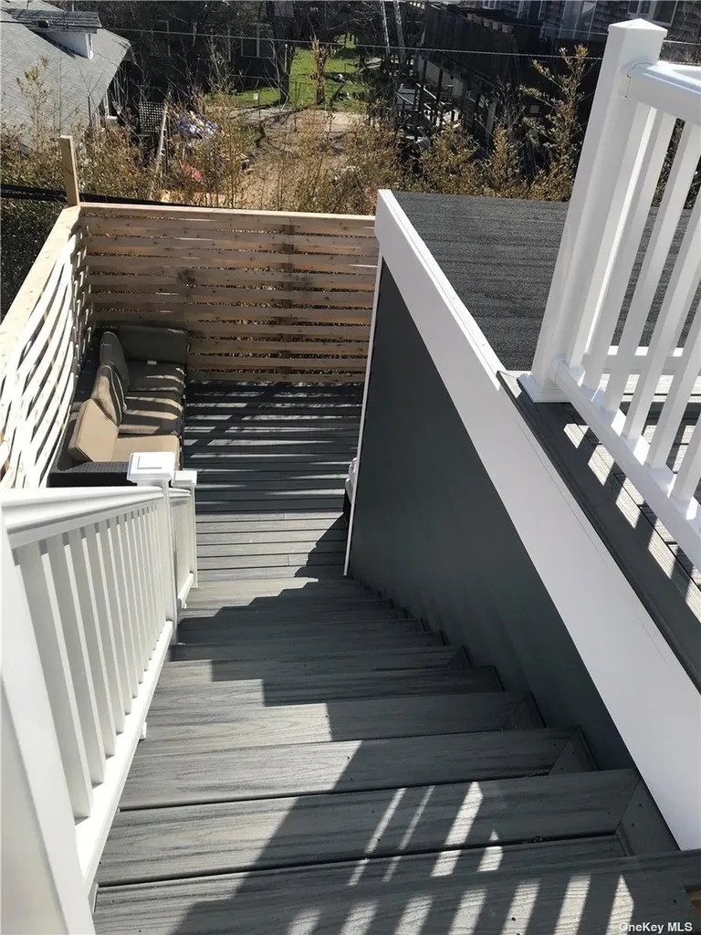 446 Dehnhoff Walk Ocean Beach NY 11770