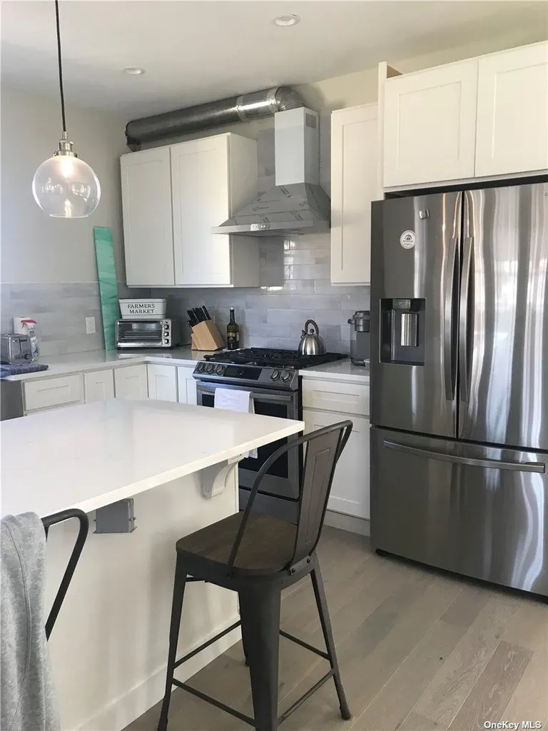 446 Dehnhoff Walk Ocean Beach NY 11770