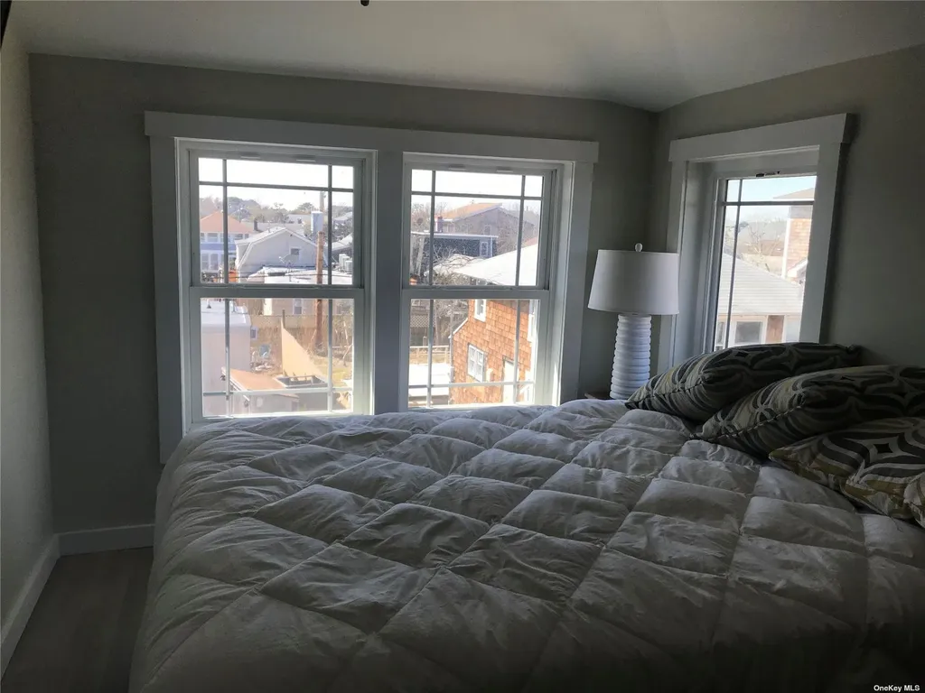 446 Dehnhoff Walk Ocean Beach NY 11770