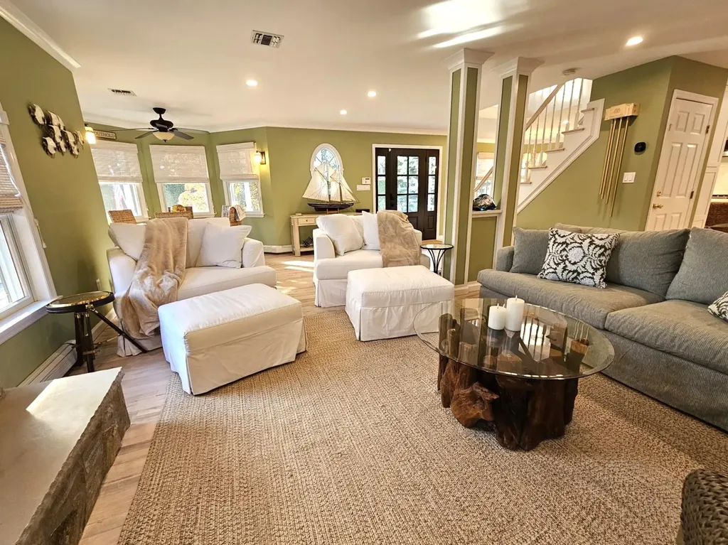 1275 The Esplanade Southold NY 11971