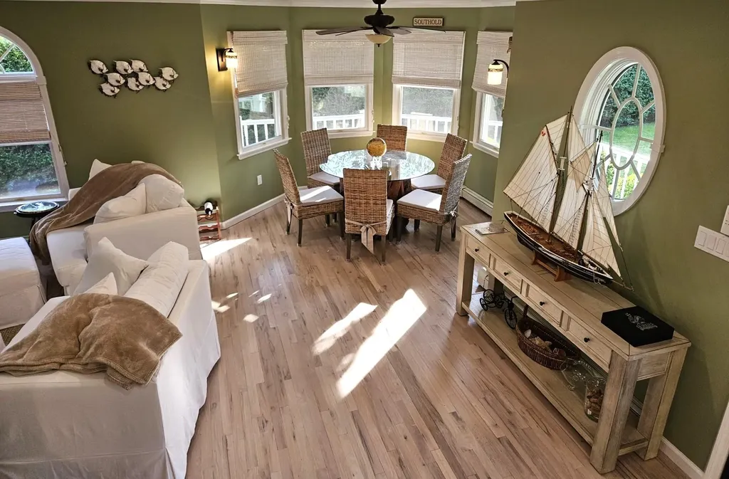 1275 The Esplanade Southold NY 11971