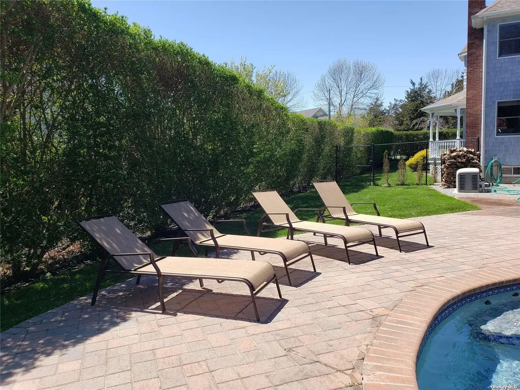 1275 The Esplanade Southold NY 11971