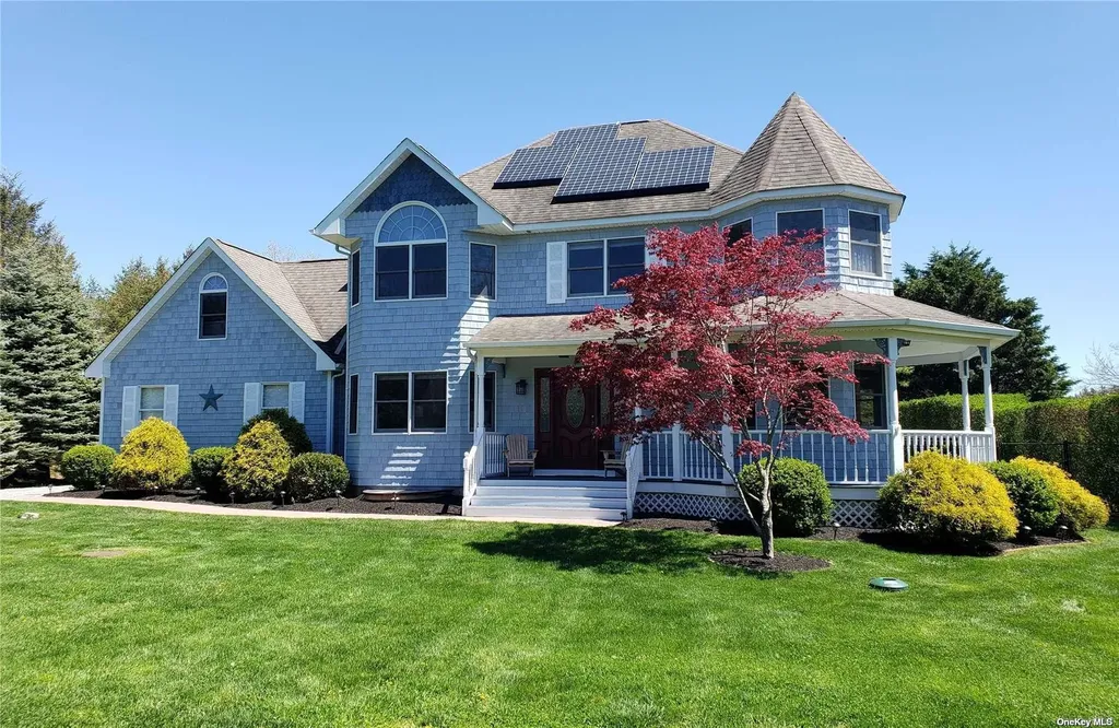 1275 The Esplanade Southold NY 11971