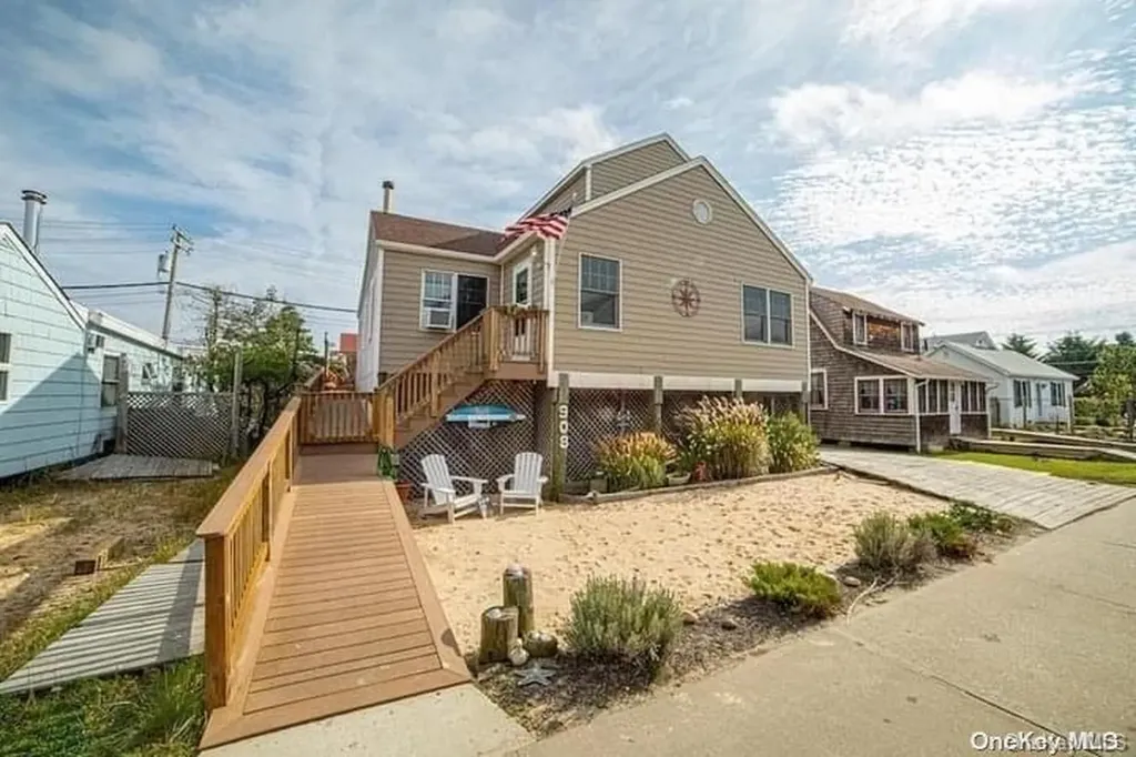 908 Evergreen Walk Ocean Beach NY 11770
