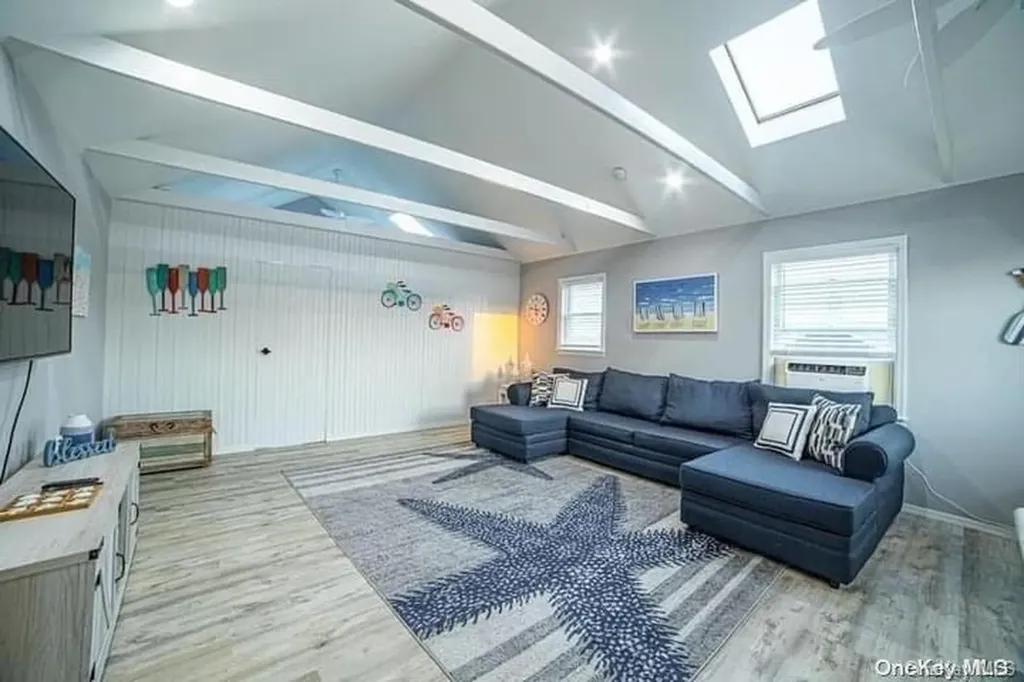 908 Evergreen Walk Ocean Beach NY 11770