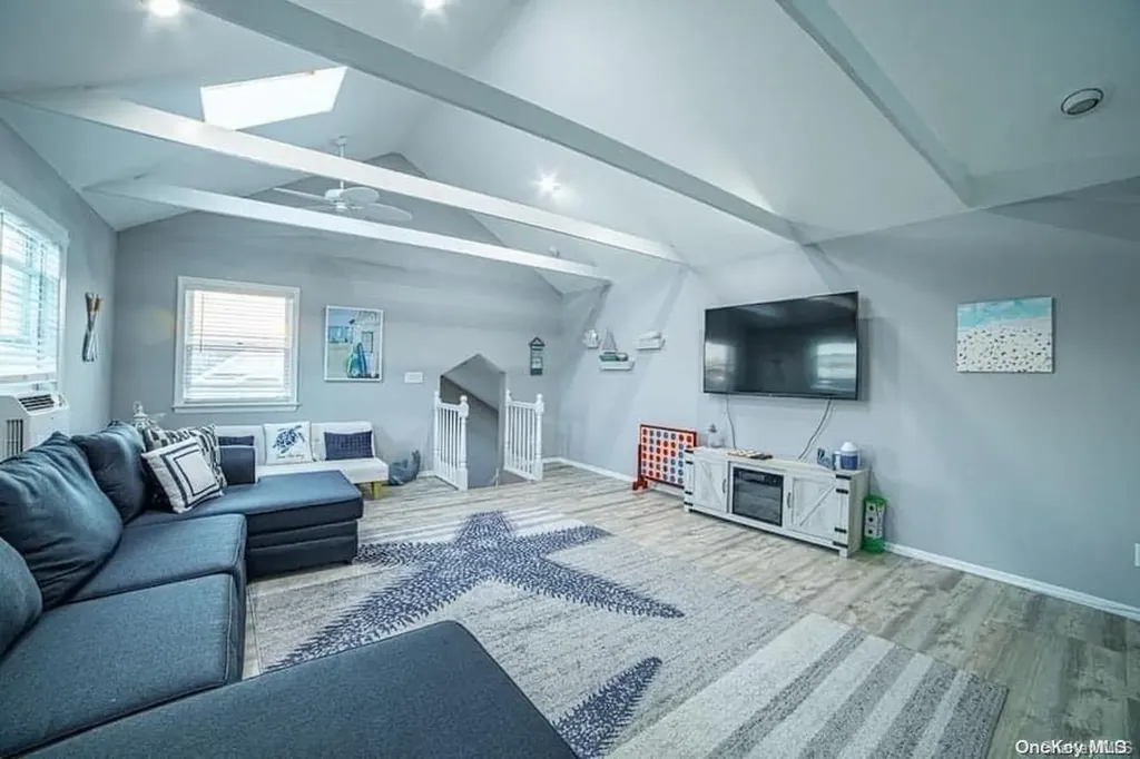 908 Evergreen Walk Ocean Beach NY 11770