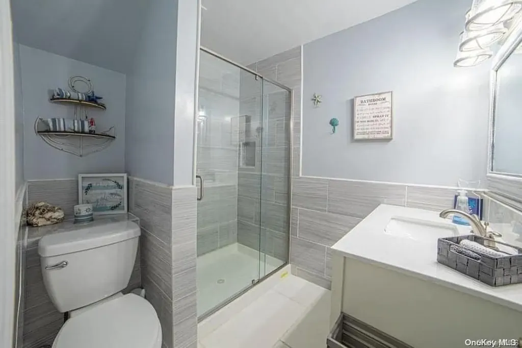 908 Evergreen Walk Ocean Beach NY 11770