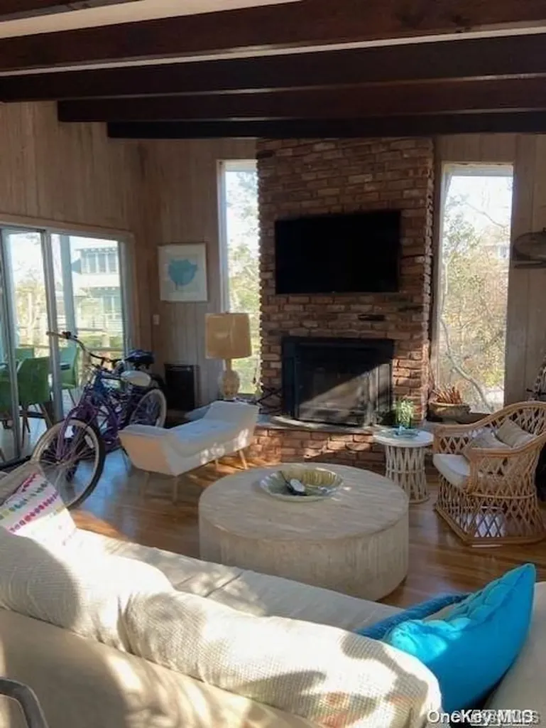 9 Beachwold Ocean Bay Park NY 11770