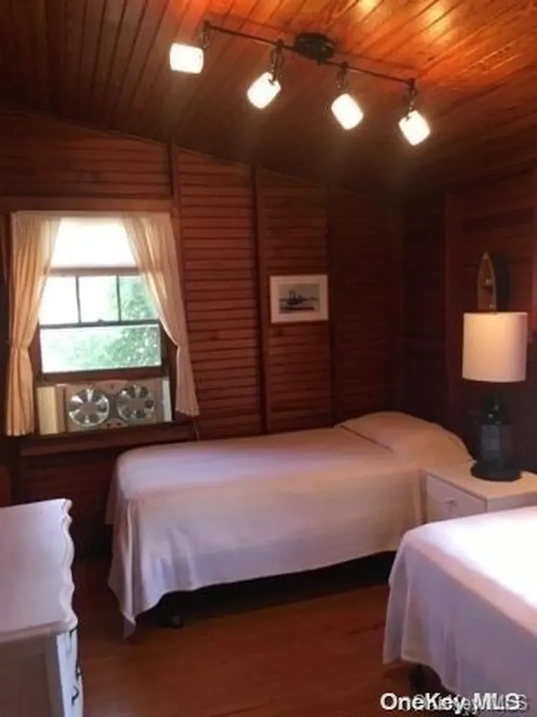 97 Bungalow Ocean Beach NY 11770