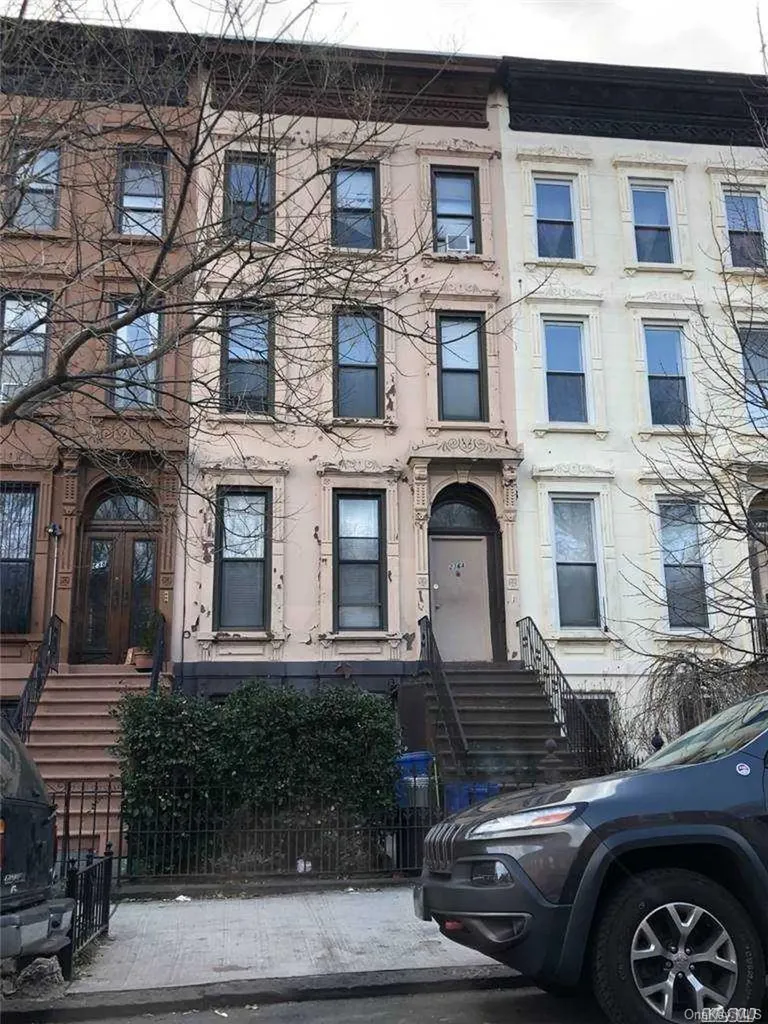 236a Putnam Avenue Brooklyn NY 11216