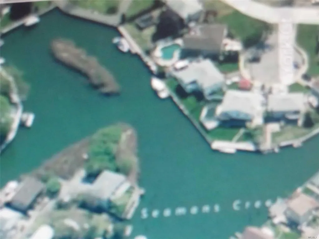 Island Place Seaford NY 11783