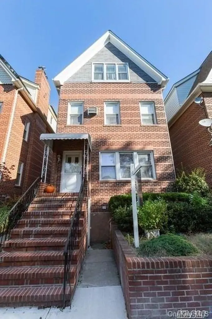 68-43 Exeter Street Forest Hills NY 11375