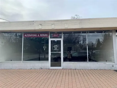 697 Glen Cove Avenue Glen Head NY 11545