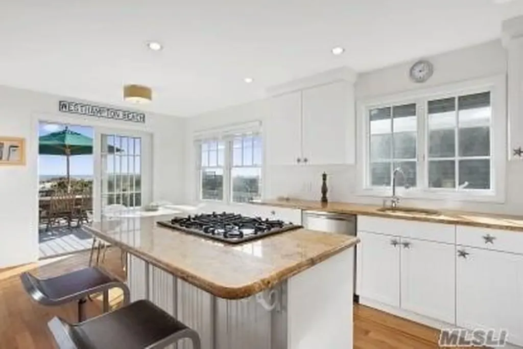 929 Dune Road Westhampton Dunes NY 11978