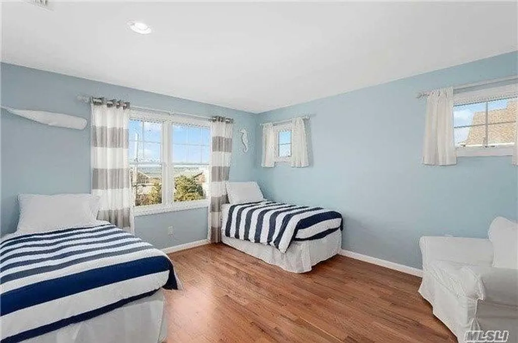 929 Dune Road Westhampton Dunes NY 11978
