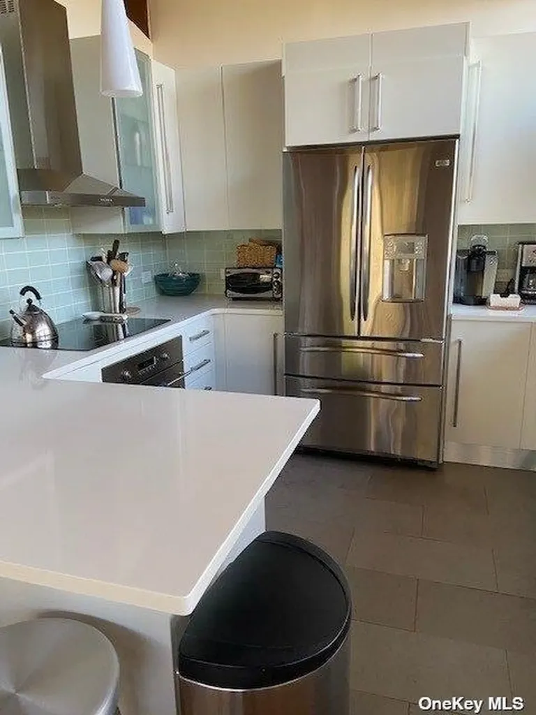 41 Atlantic Avenue Seaview NY 11770