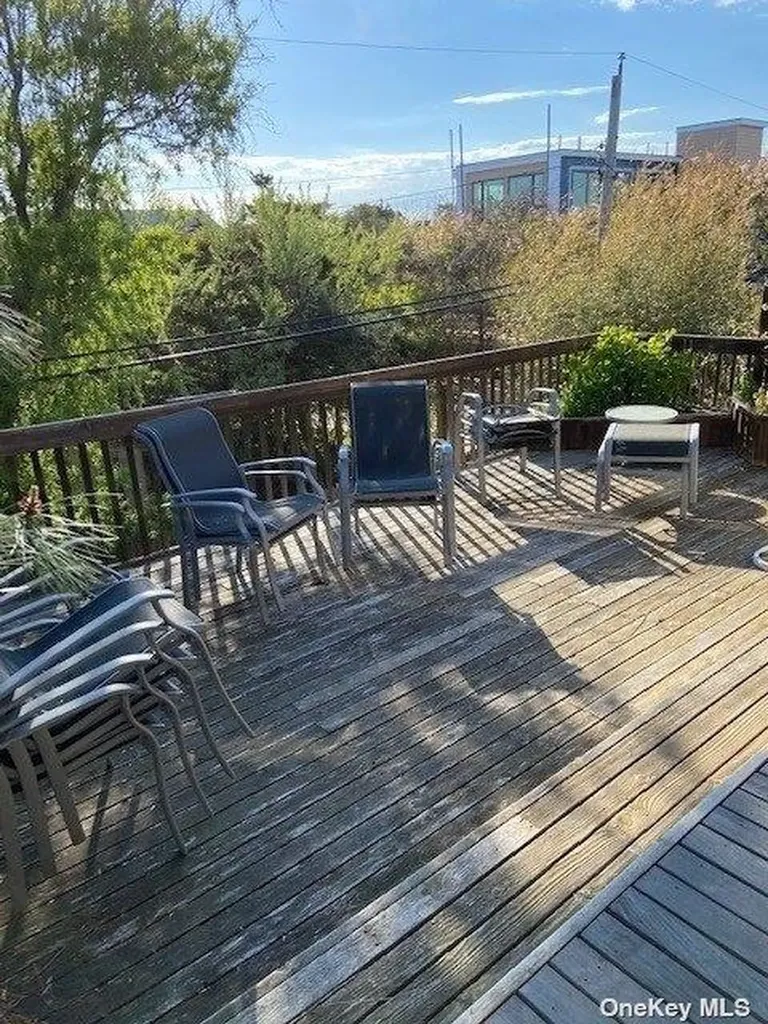 41 Atlantic Avenue Seaview NY 11770