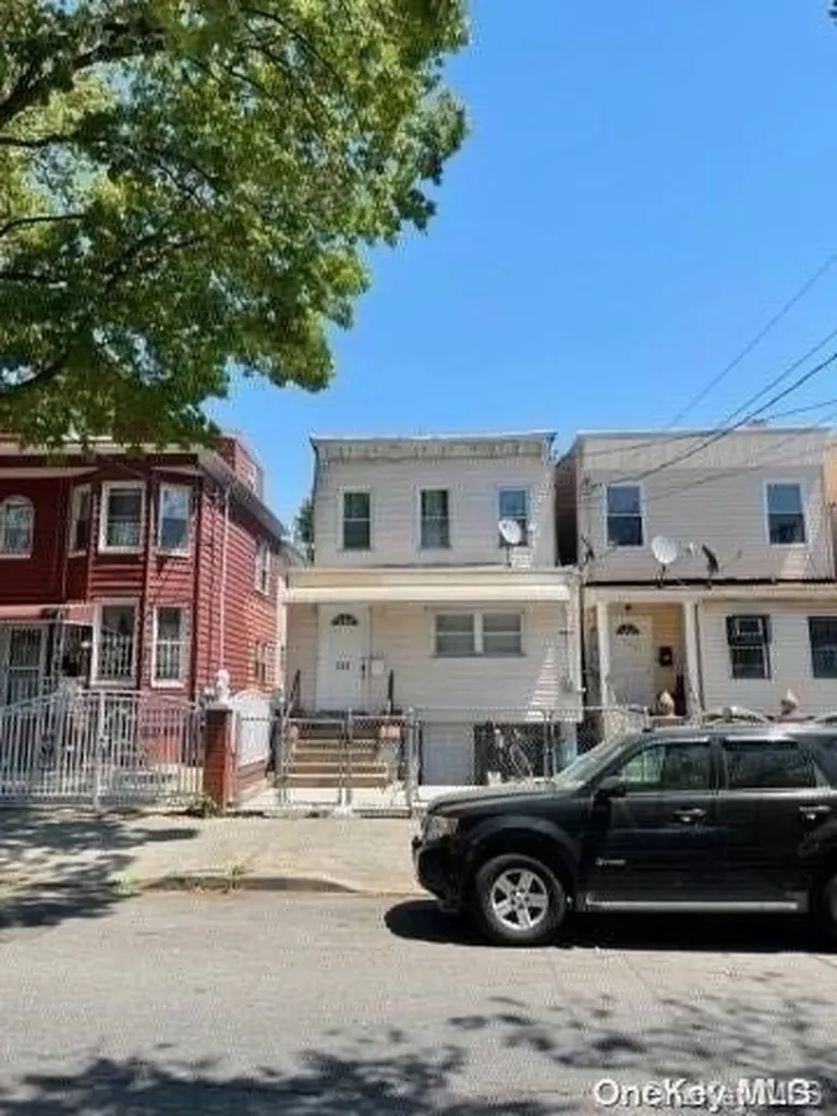 121 Crystal Street Brooklyn NY 11208