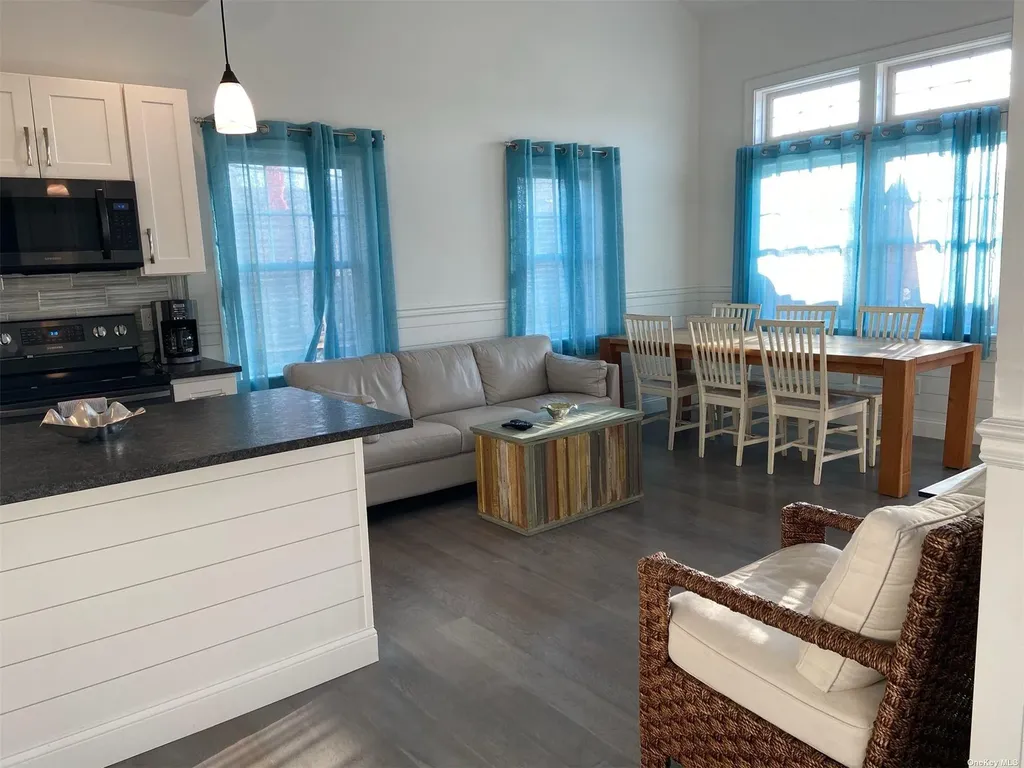 343 Dehnhoff Ocean Beach NY 11770