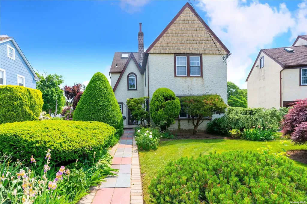 173 Parsons Drive Hempstead NY 11550