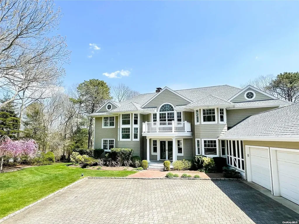 11 Fiddler Crab Trail Westhampton NY 11977