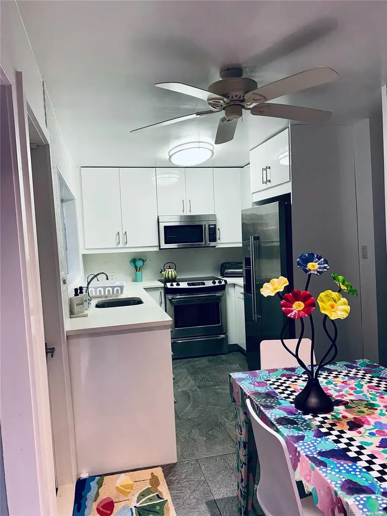 180 Clipper Road Ocean Beach NY 11770
