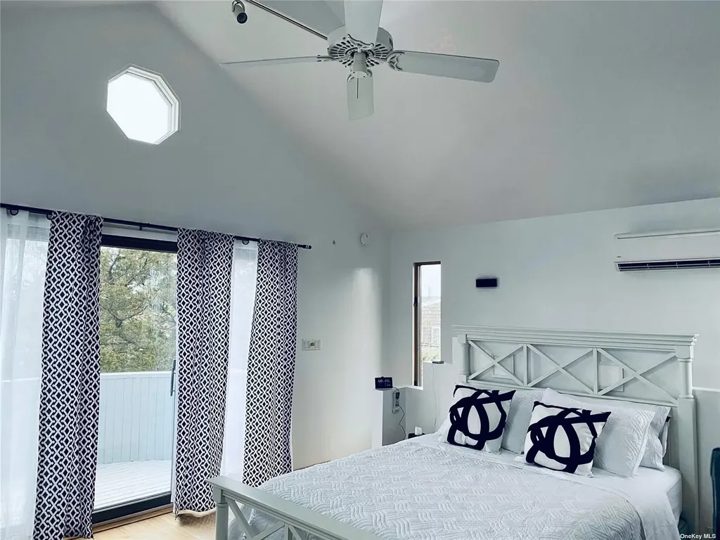 180 Clipper Road Ocean Beach NY 11770