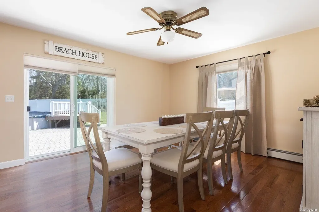 400 Wells Road Laurel NY 11948
