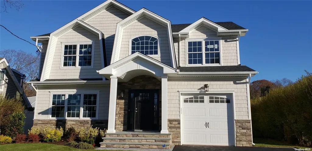 28 Underhill Avenue Syosset NY 11791