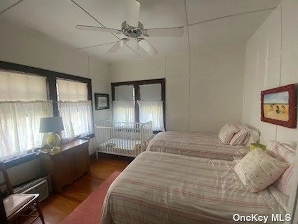 102 Marine Walk Saltaire NY 11706