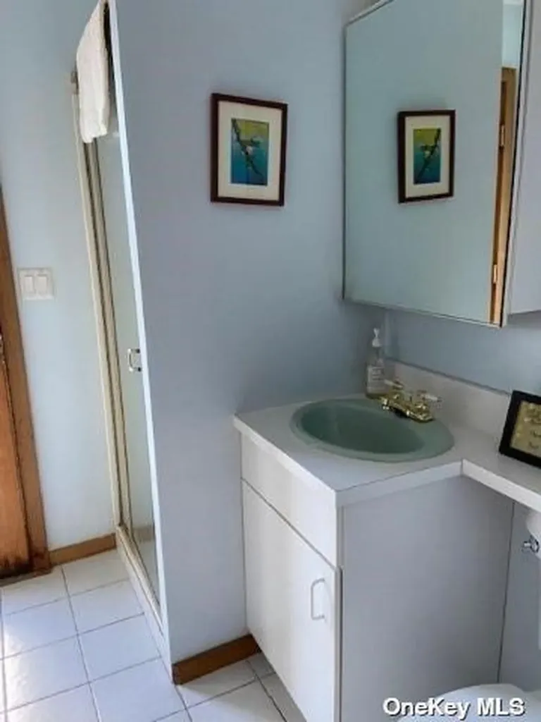 736 Ocean Breeze Ocean Beach NY 11770