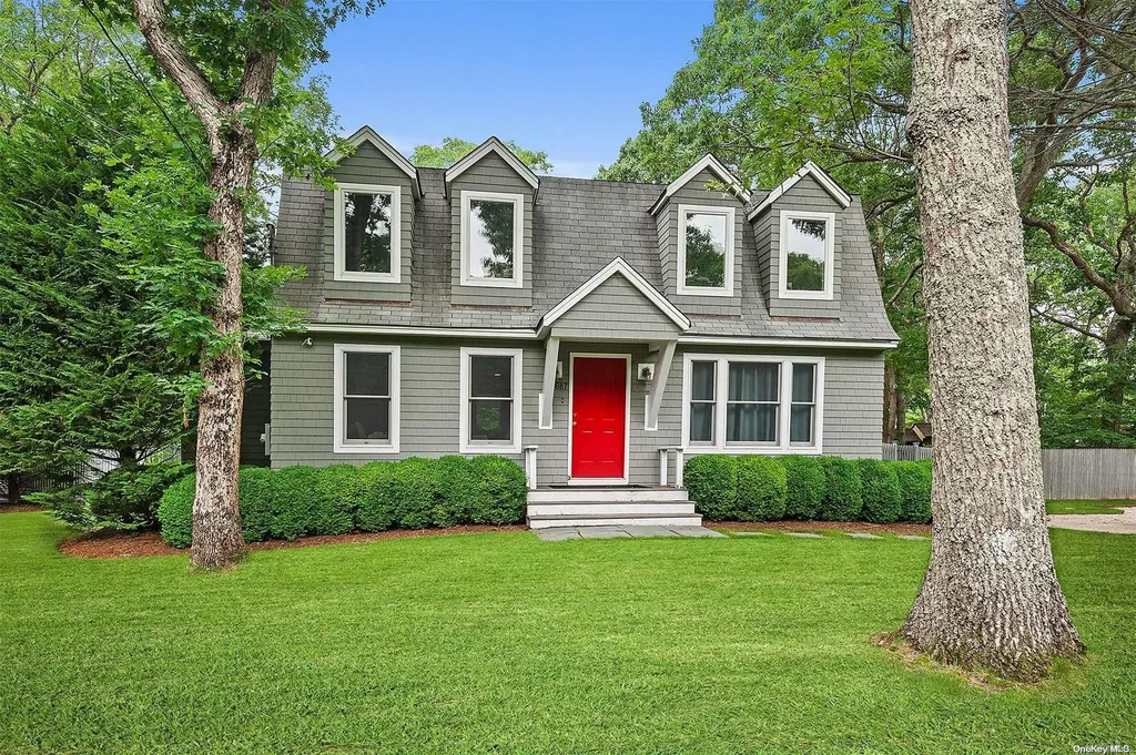 687 Accabonac Road East Hampton NY 11937