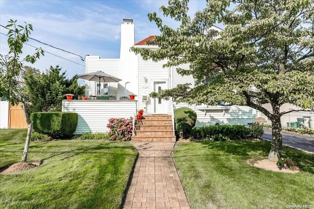 157 Frankel Boulevard Merrick NY 11566