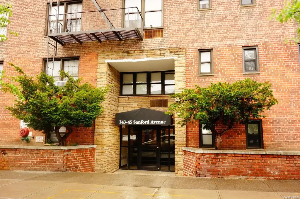 143-45 Sanford Avenue Flushing NY 11355