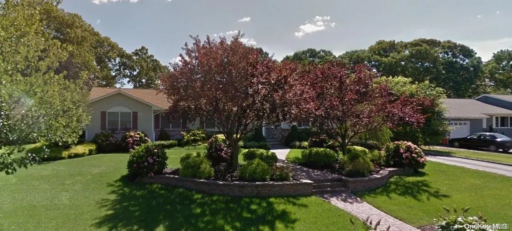 9 Fairway Drive Bellport NY 11713