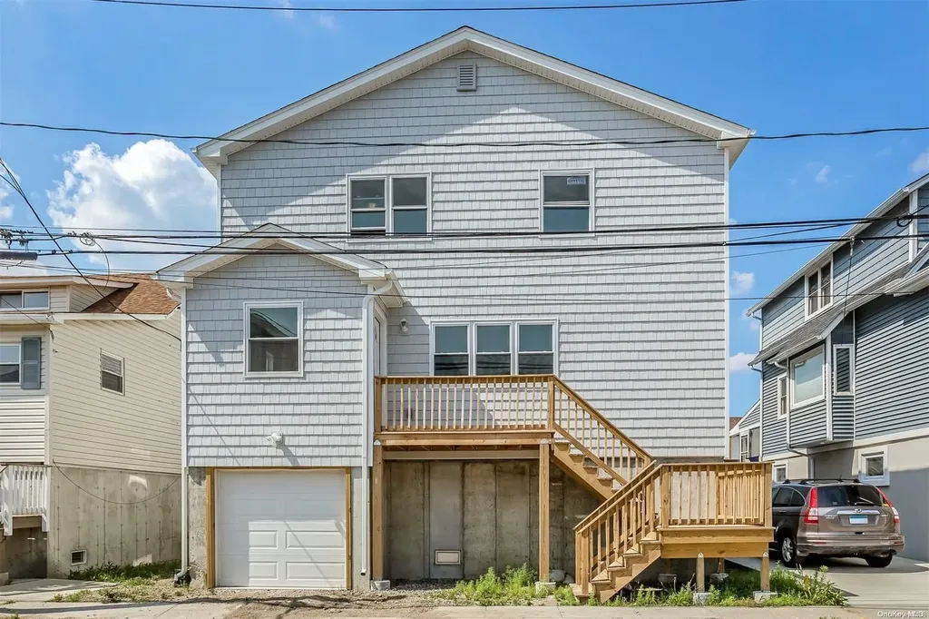663 Arthur Street Baldwin NY 11510