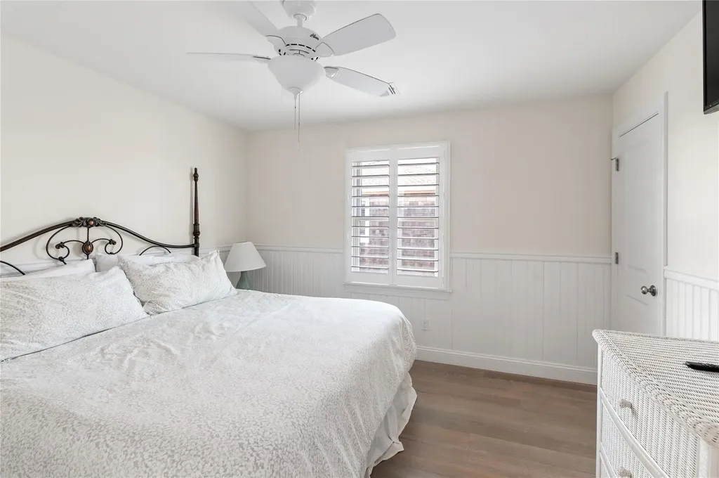 338 Surf Road Ocean Beach NY 11770