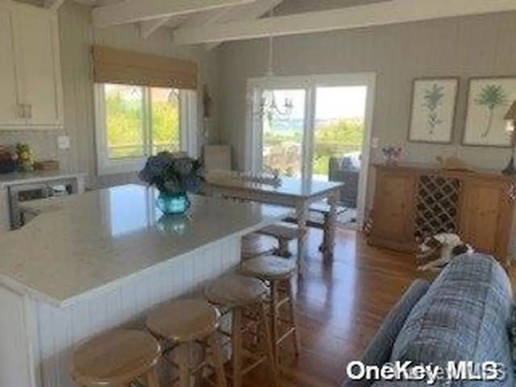 39 Midway Walk Atlantique NY 11706