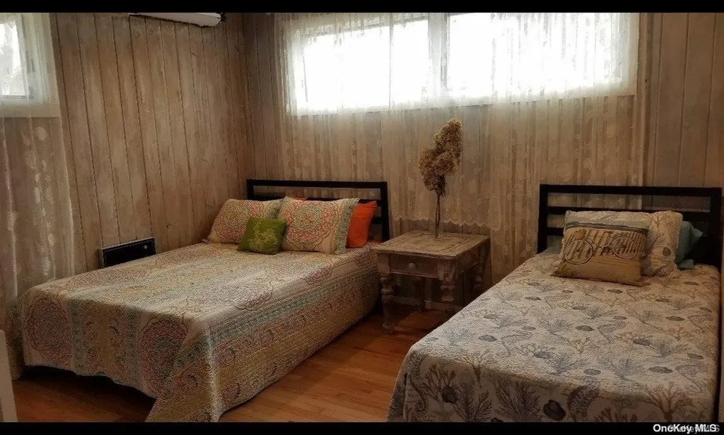 17 Bungalow Walk Ocean Beach NY 11770