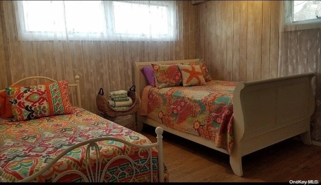 17 Bungalow Walk Ocean Beach NY 11770