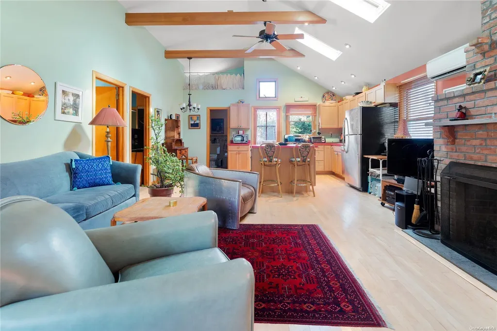 61 Ocean Road Ocean Beach NY 11770