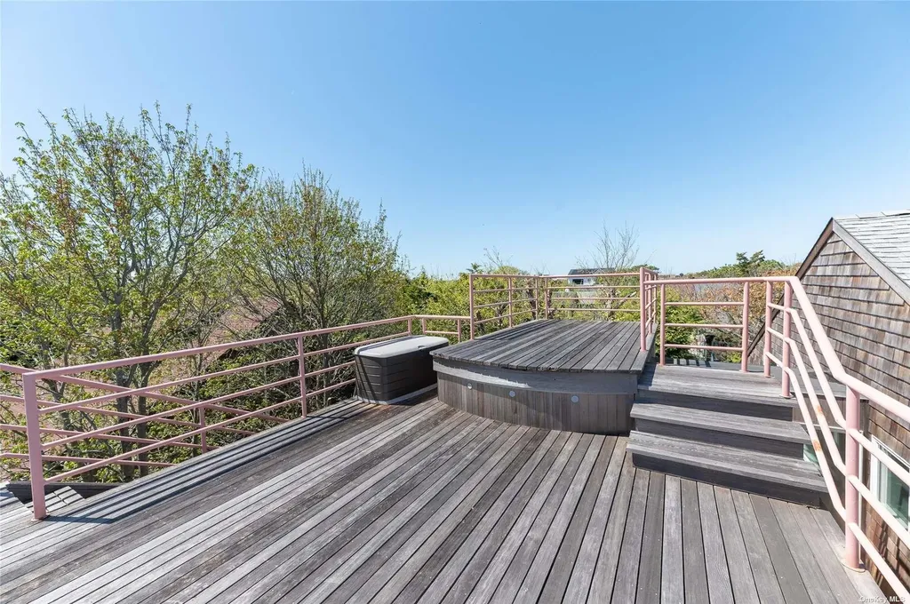 32 Kelp Avenue Seaview NY 11770