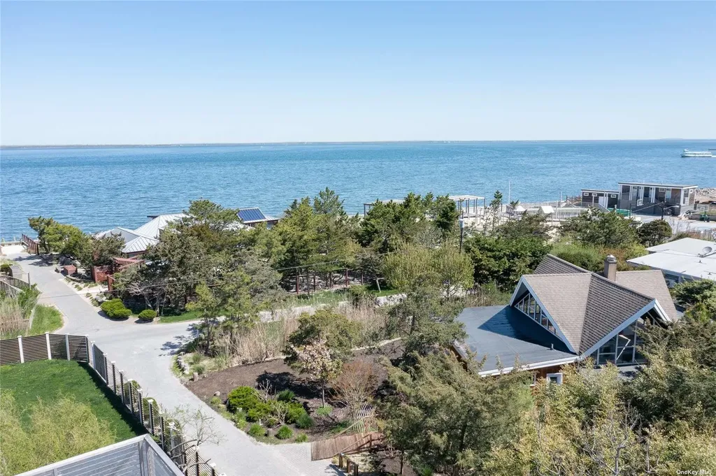 32 Kelp Avenue Seaview NY 11770