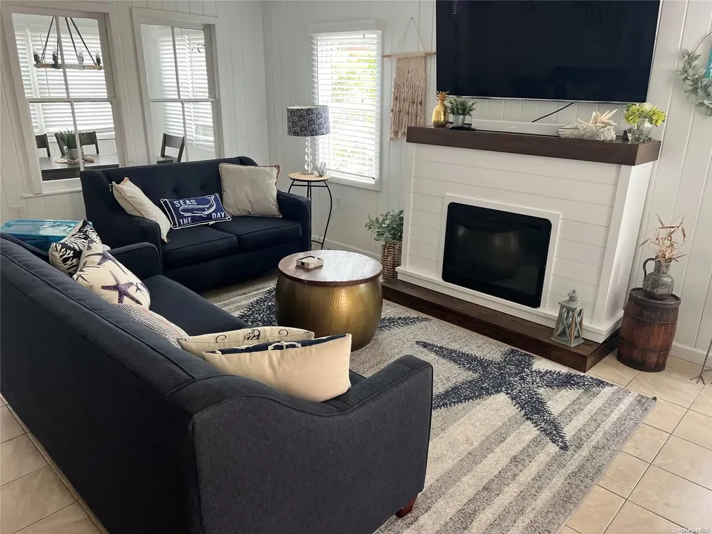 149 Bungalow Walk Ocean Beach NY 11770